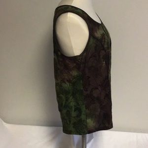 Dressbarn fitted sleeveless top green 1X EUC